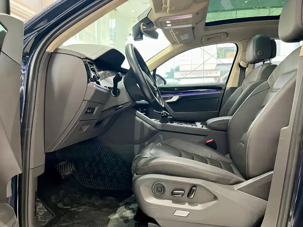 Volkswagen Touareg 2023 из CN, фото 6