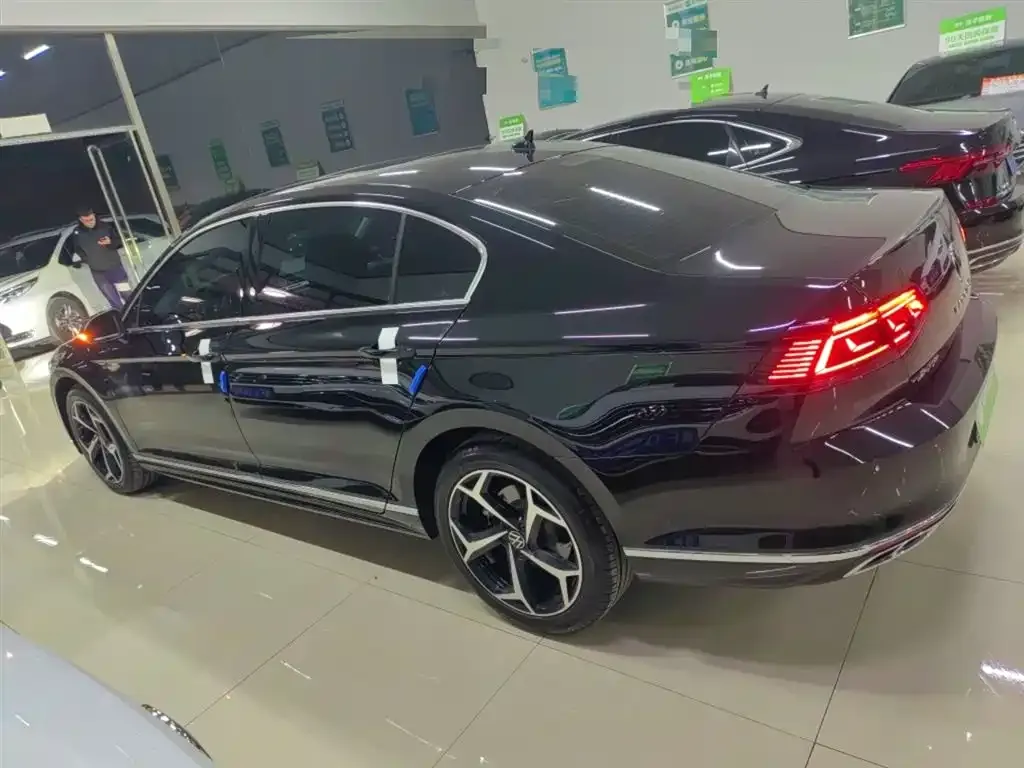 Volkswagen Magotan 2025 из CN, фото 6