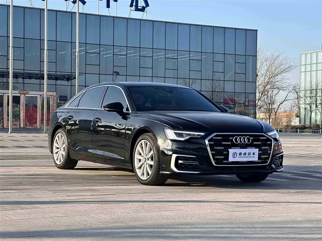 Audi A6L 2023 из CN, фото 2