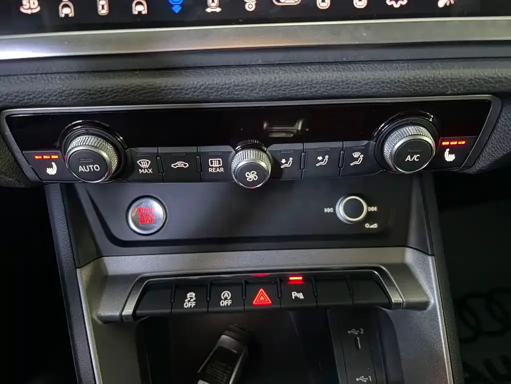 Audi Q3 2021 из CN, фото 5