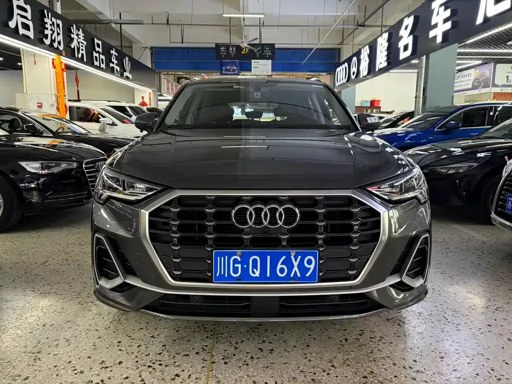 Audi Q3 2021 из CN, фото 10