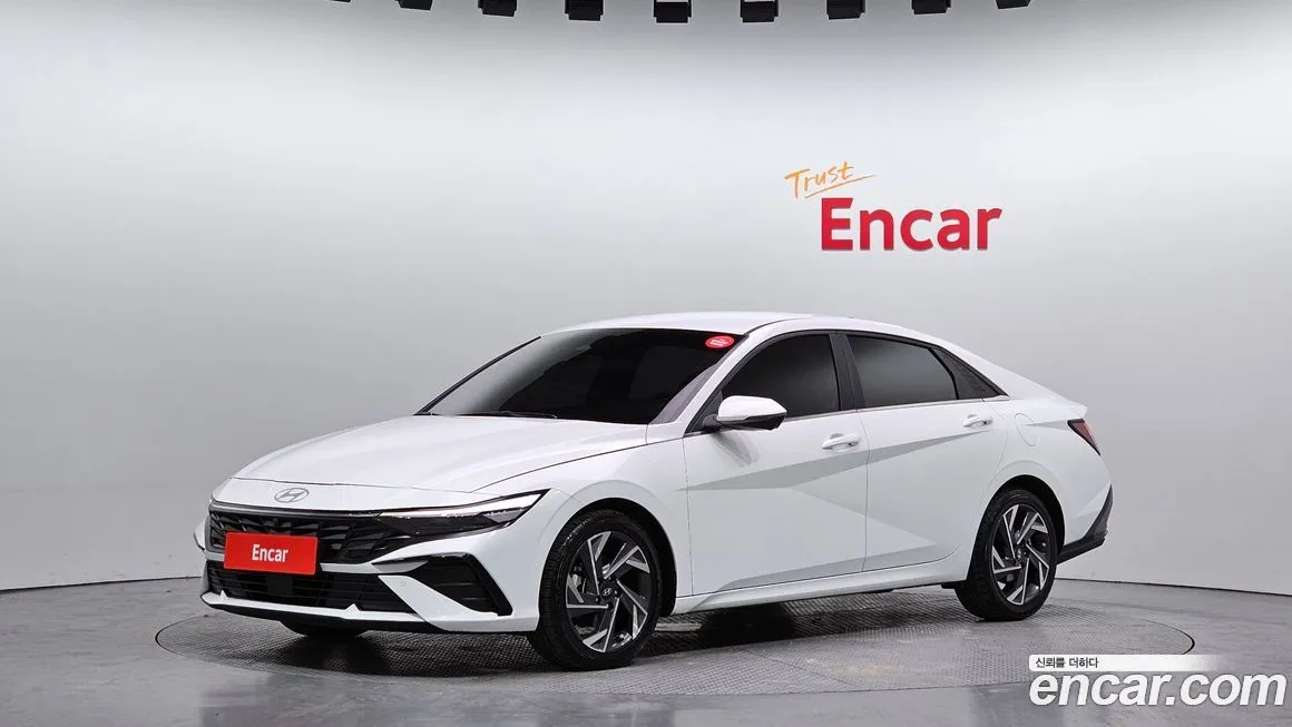 Hyundai AVANTE 2024 из KR, фото 1