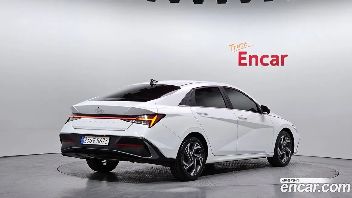 Hyundai AVANTE 2024 из KR, фото 4