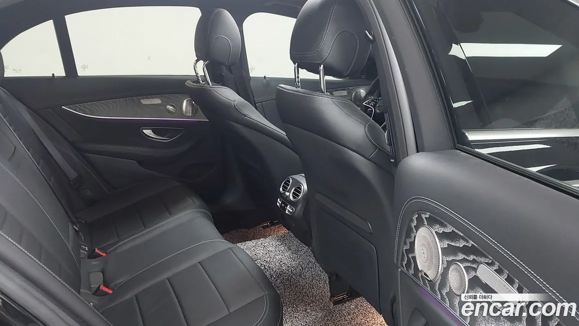 Mercedes-Benz E-Class 2023 из KR, фото 8