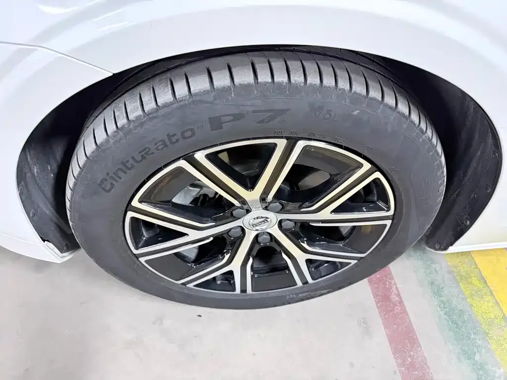 Volvo S60 2022 из CN, фото 10