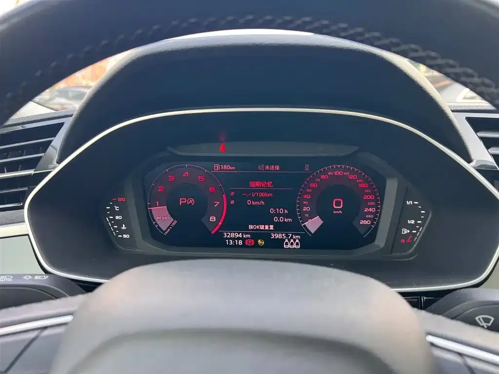 Audi Q3 2023 из CN, фото 9