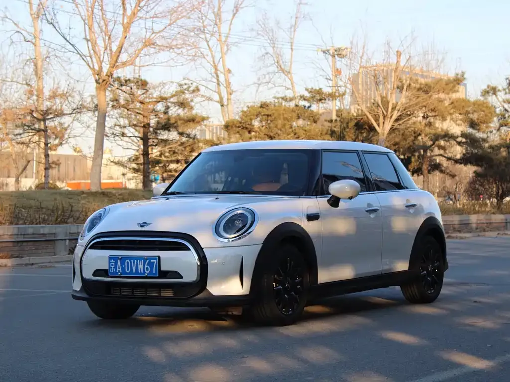 MINI Cooper (3-door) 2023 из CN, фото 4