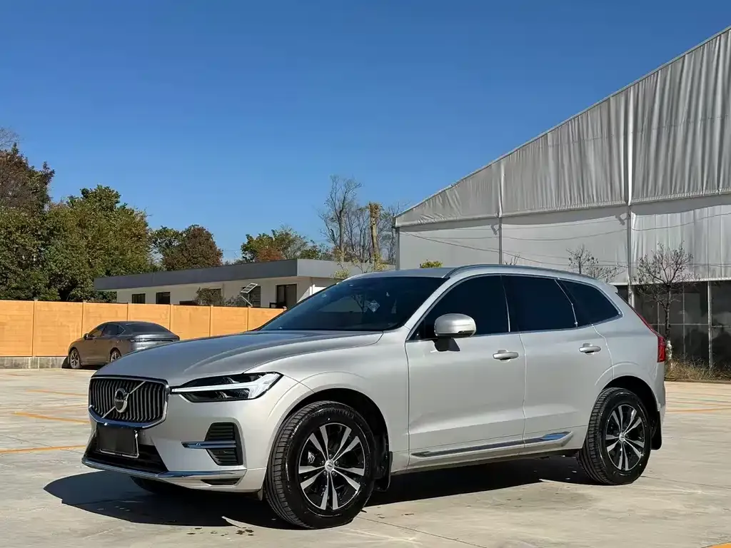 Volvo XC60 2024 из CN, фото 1