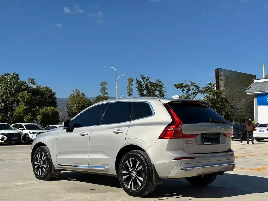 Volvo XC60 2024 из CN, фото 5
