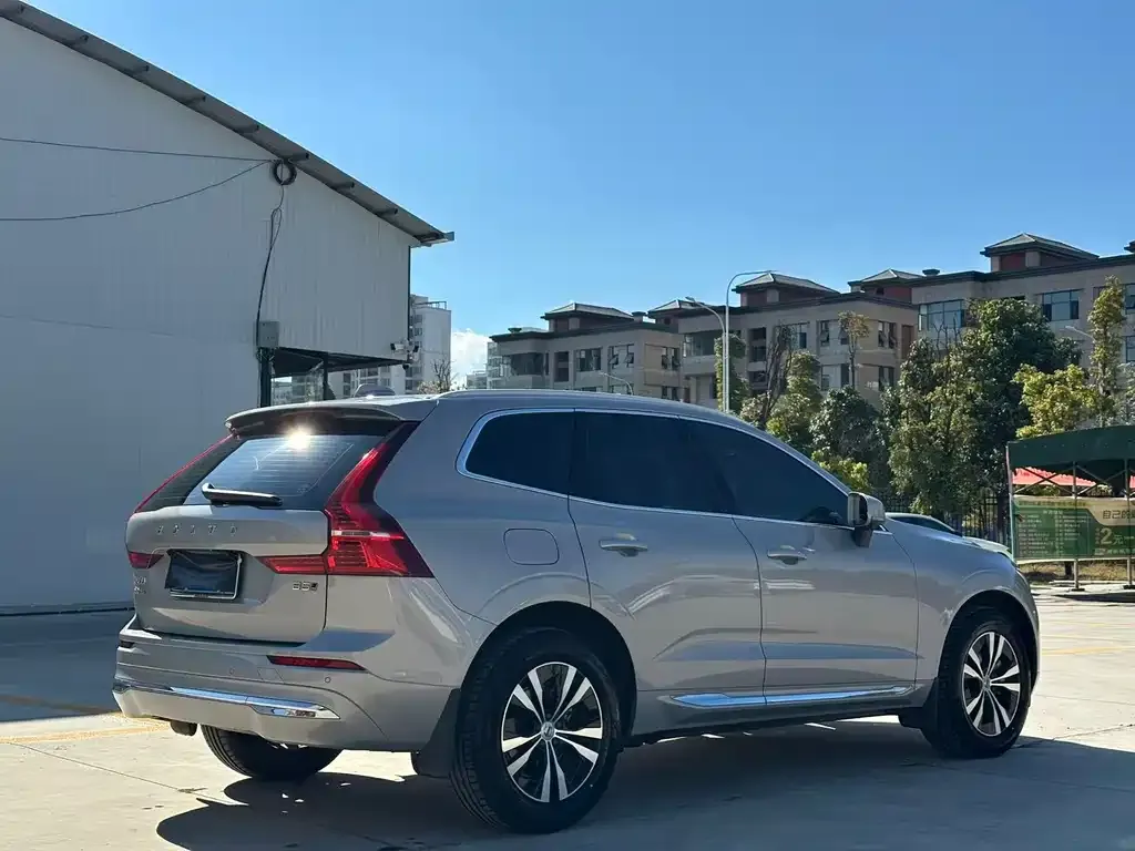 Volvo XC60 2024 из CN, фото 4