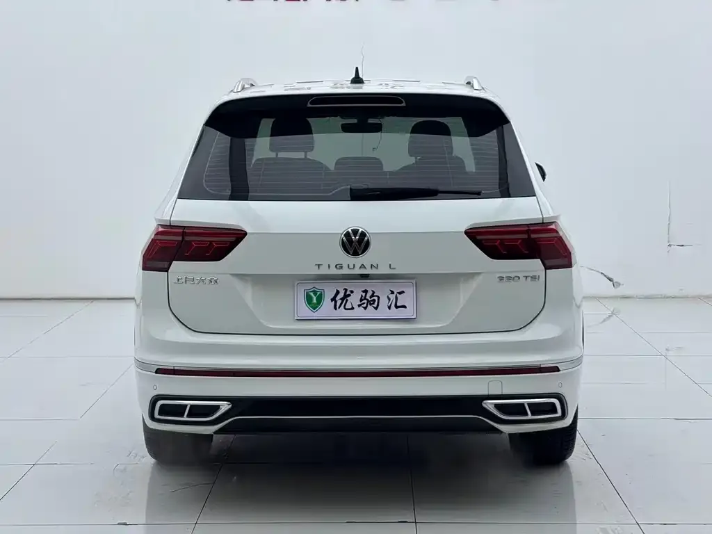 Volkswagen Tiguan L — фото 9