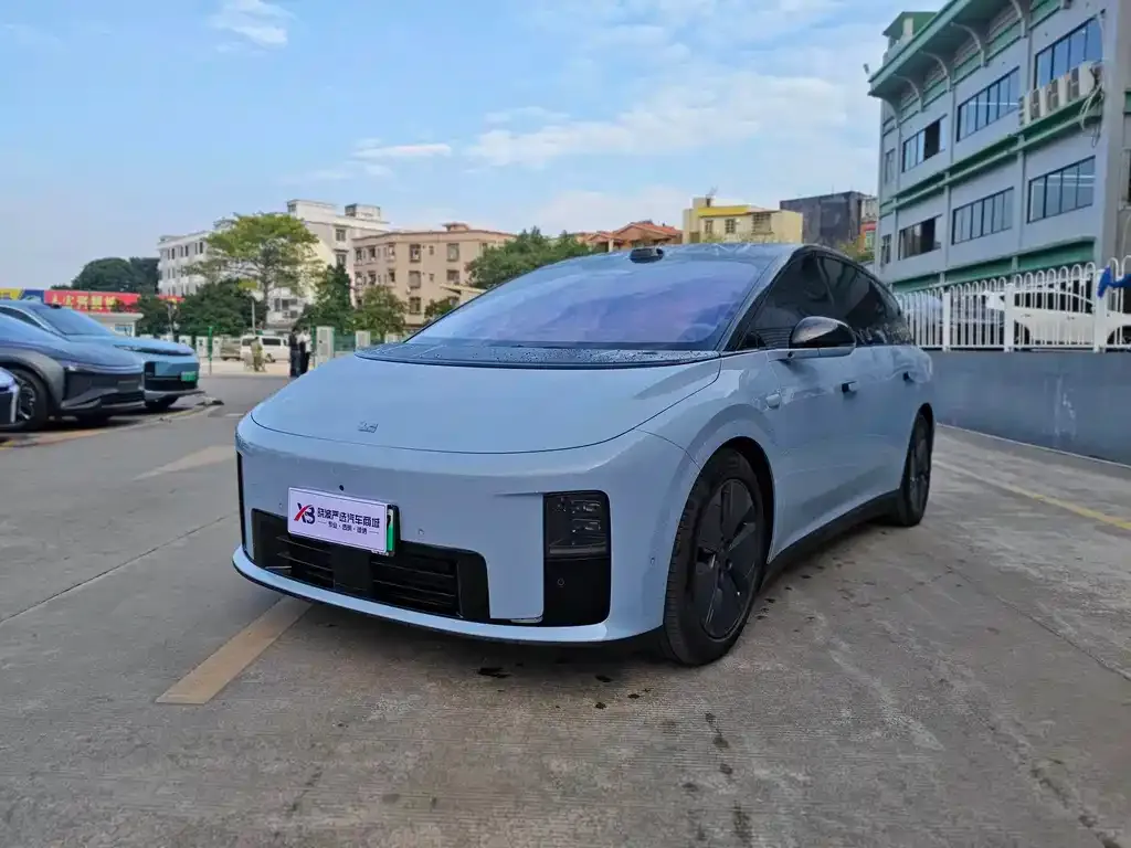 Li Auto i8 2025 из CN, фото 1
