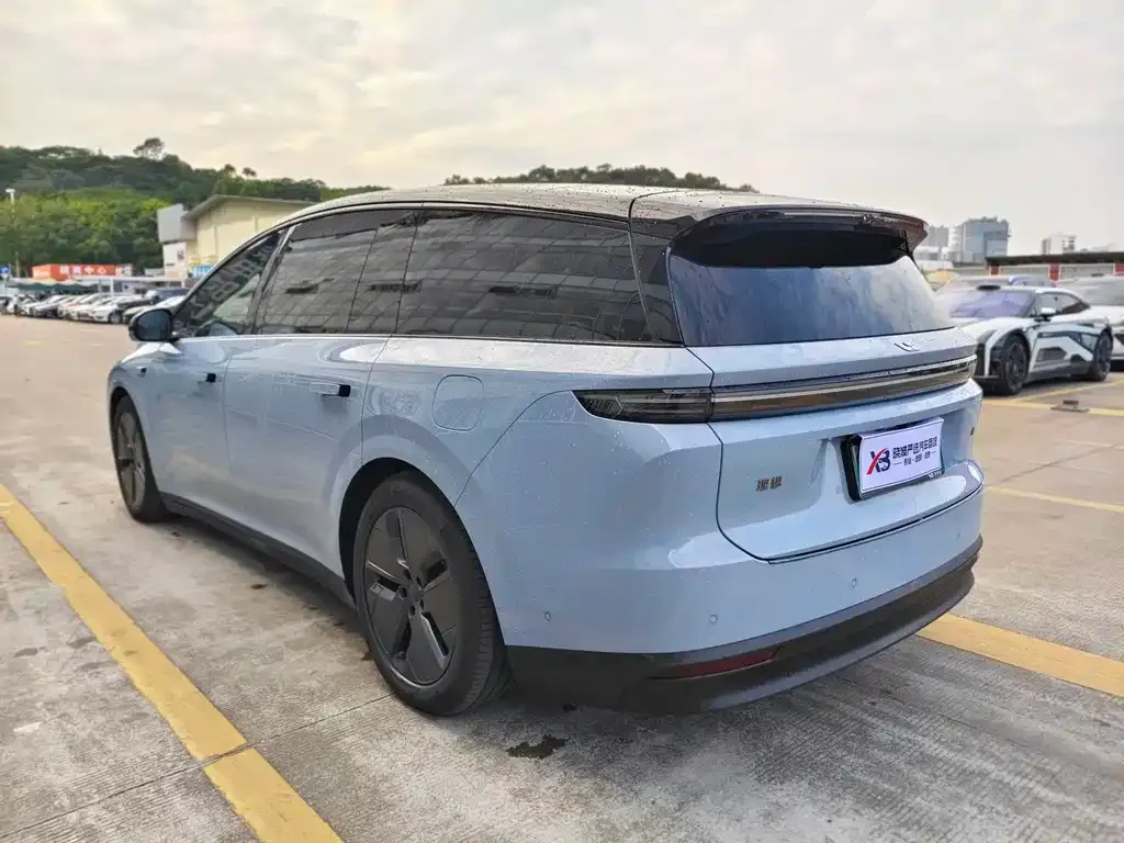 Li Auto i8 2025 из CN, фото 4