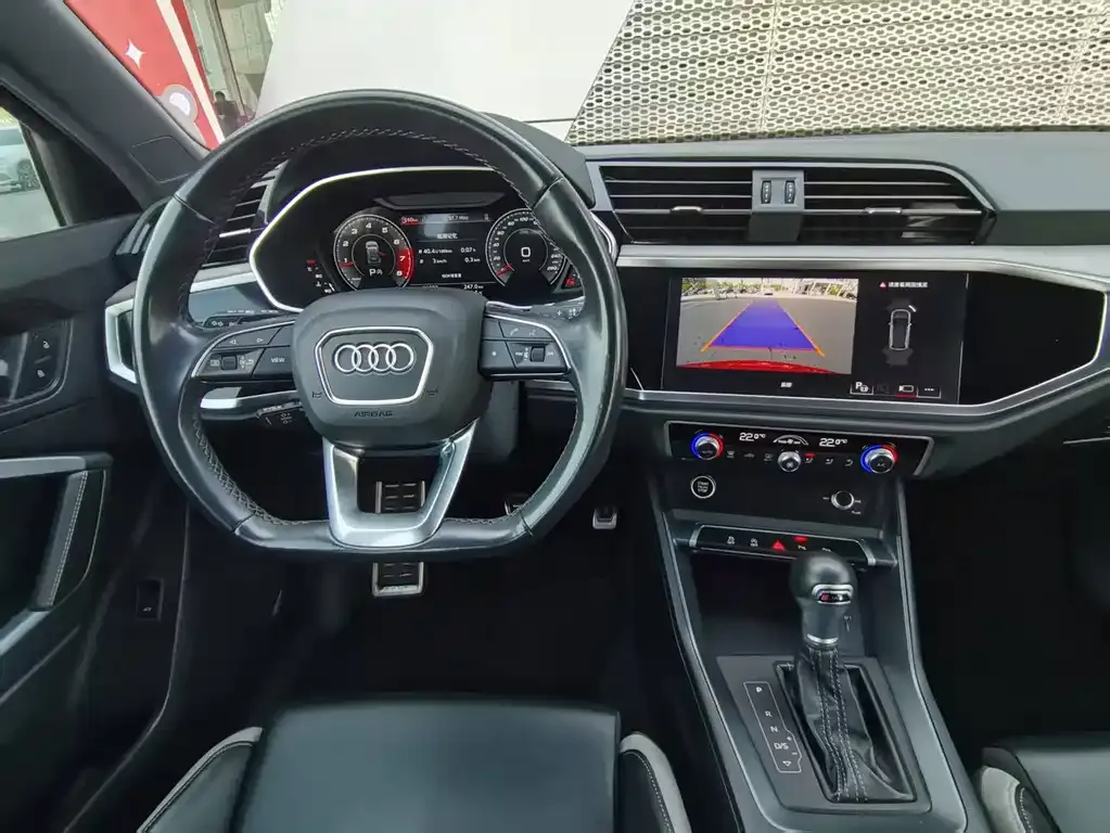 Audi Q3 2024 из CN, фото 6