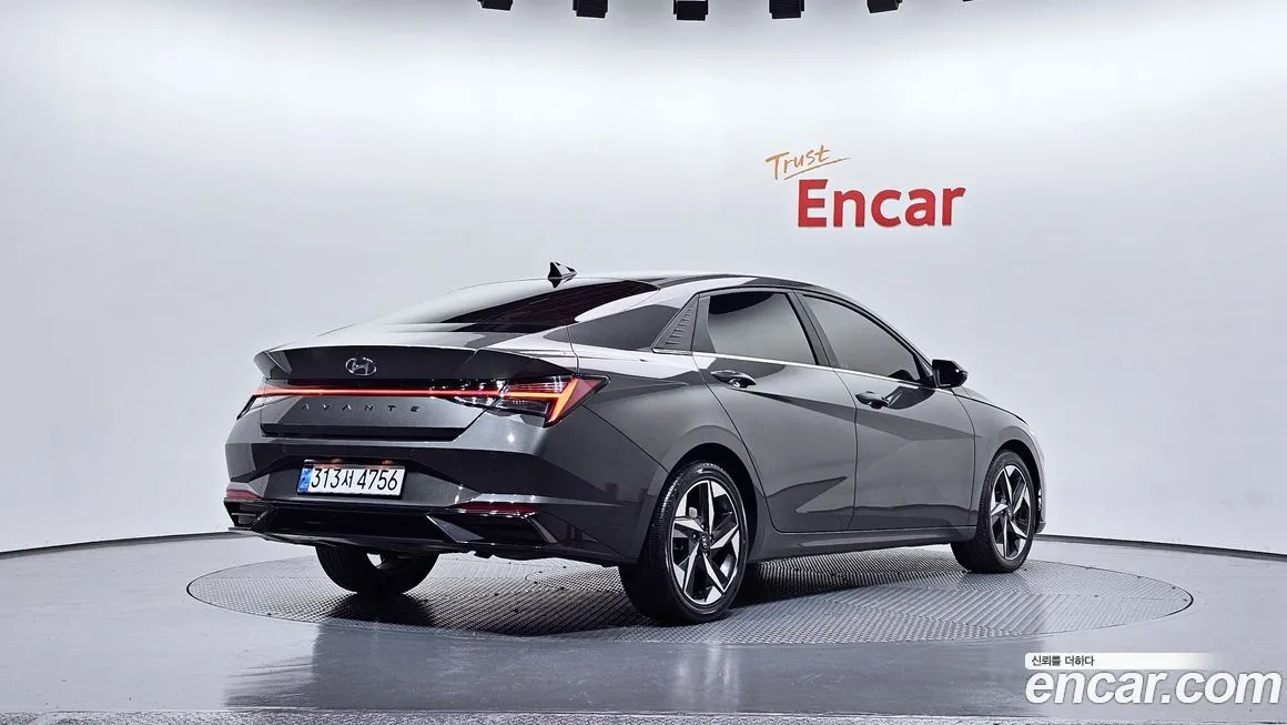 Hyundai AVANTE — фото 2