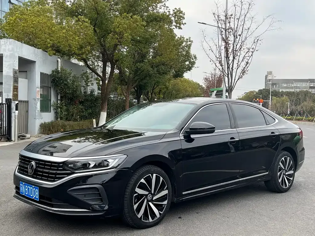 Volkswagen Passat 2024 из CN, фото 1