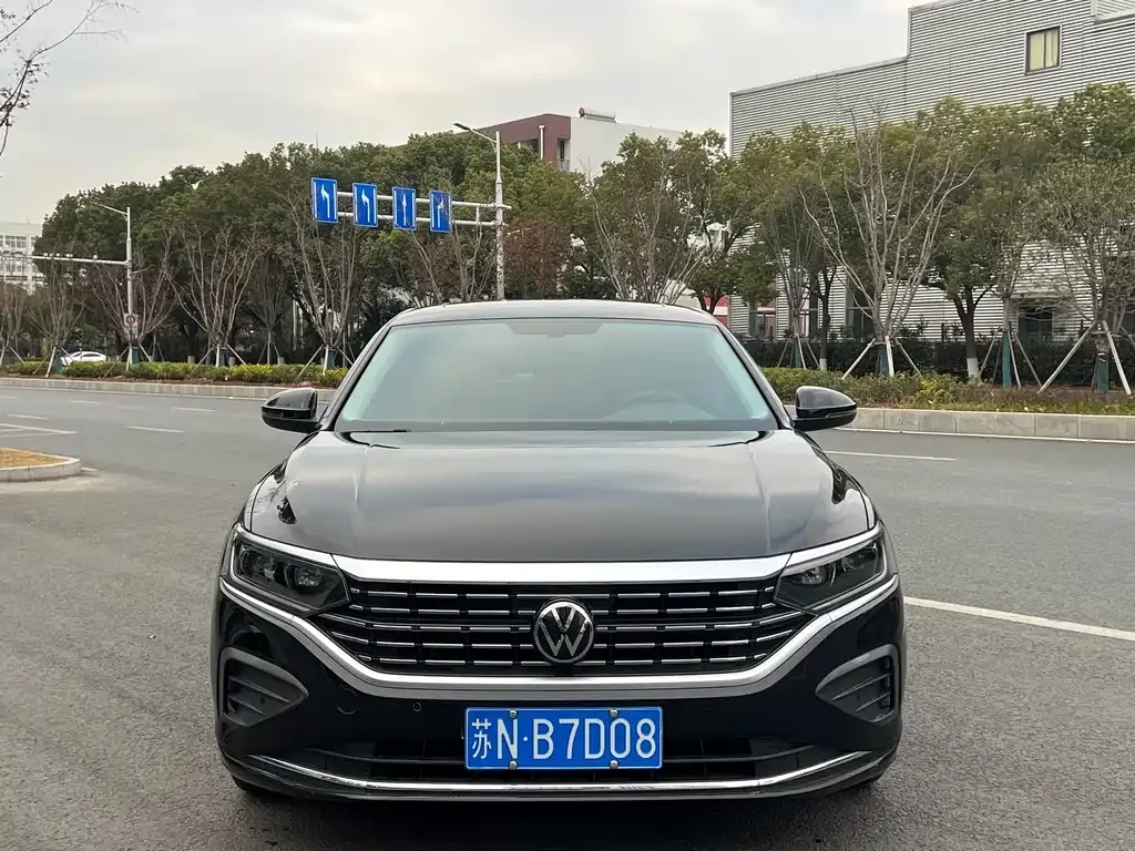 Volkswagen Passat 2024 из CN, фото 2