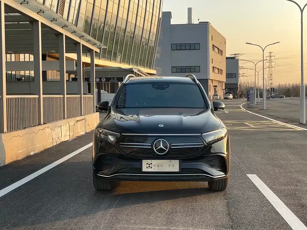 Mercedes-Benz EQB 2022 из CN, фото 8