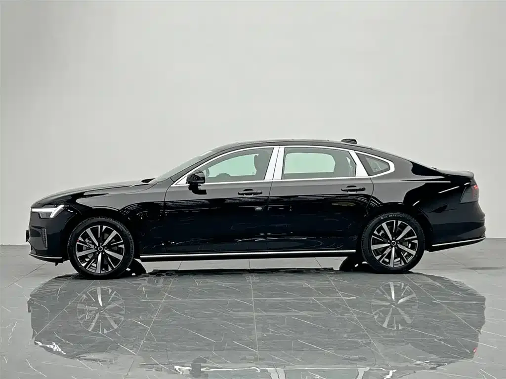 Volvo S90 — фото 10