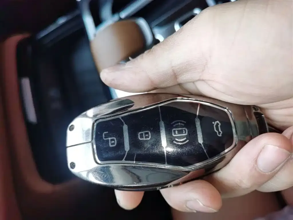 Hongqi H9 2024 из CN, фото 3