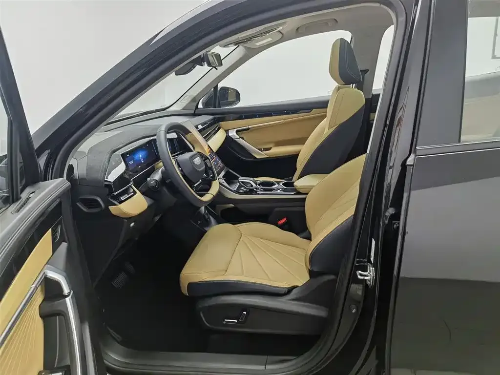 Geely Boyue L 2024 из CN, фото 10