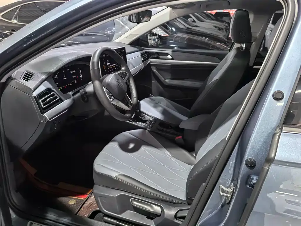 Volkswagen Lavida 2023 из CN, фото 7