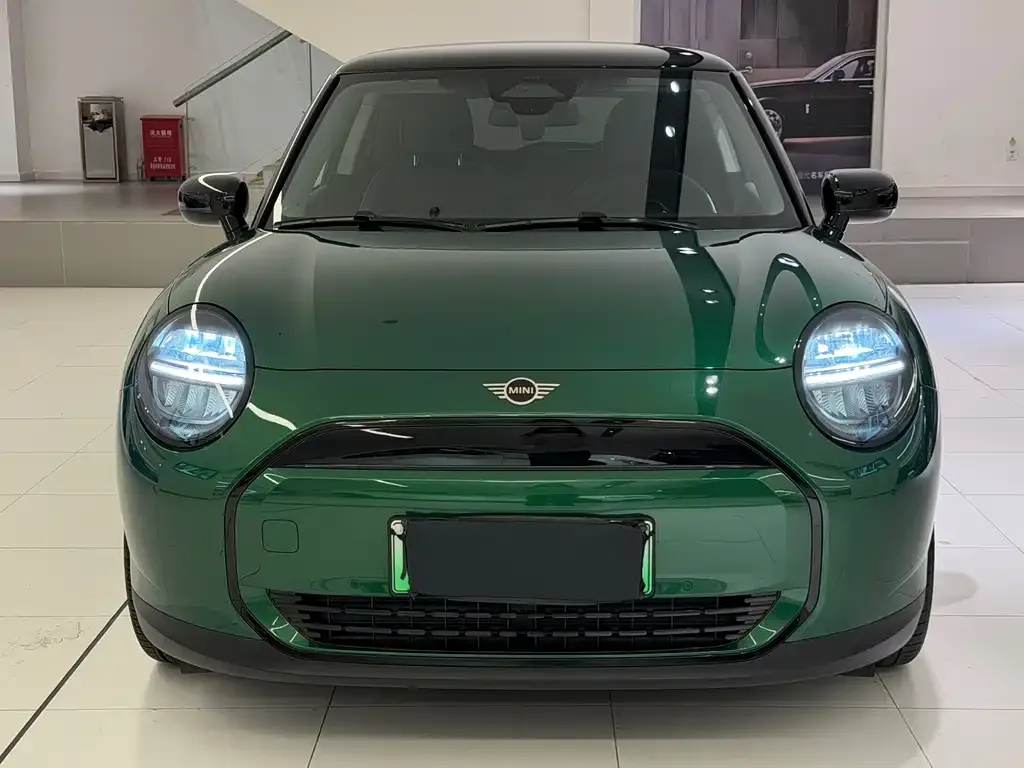 MINI Cooper EV 2024 из CN, фото 4