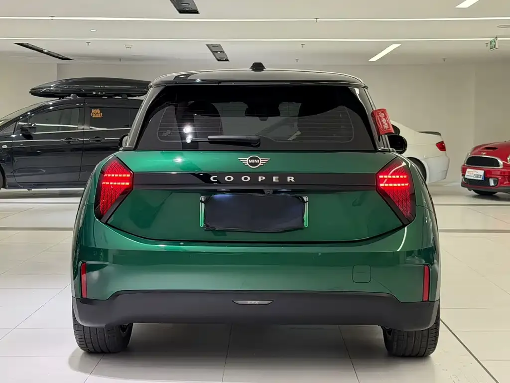 MINI Cooper EV 2024 из CN, фото 5