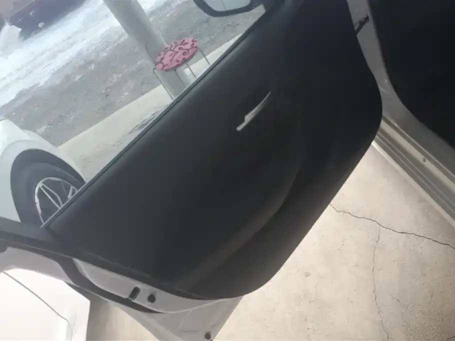 Toyota Corolla 2024 из CN, фото 2