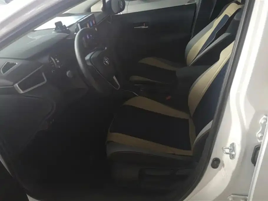 Toyota Corolla 2024 из CN, фото 4