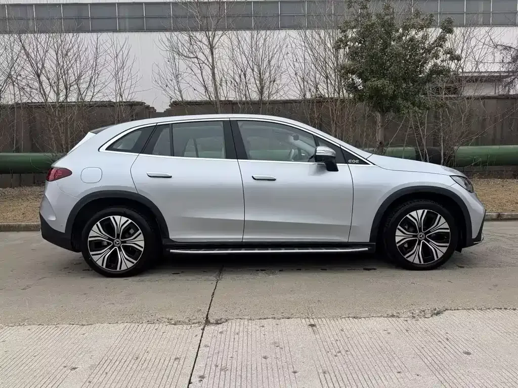 Mercedes-Benz EQE SUV 2024 из CN, фото 9