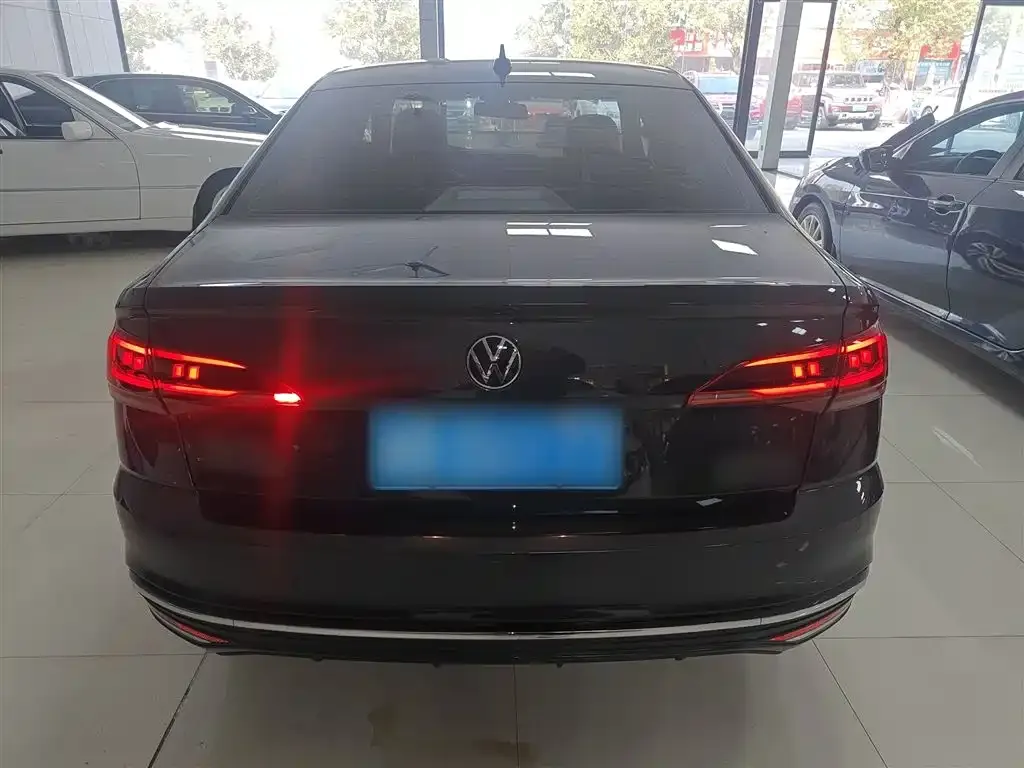 Volkswagen Bora 2024 из CN, фото 6