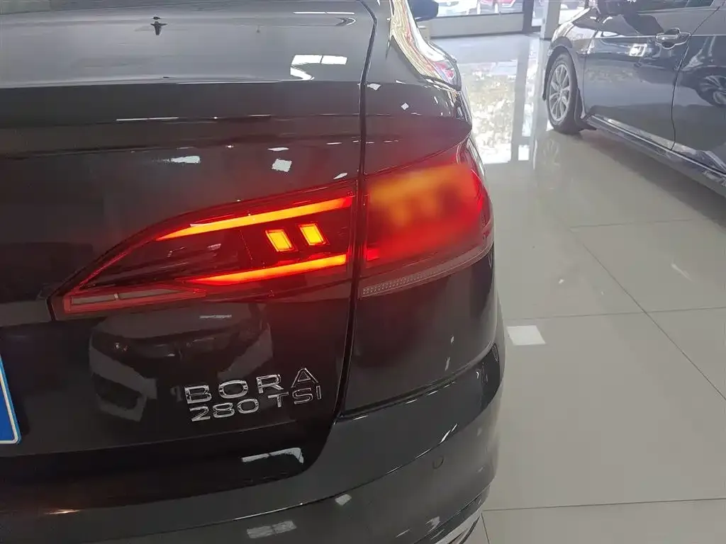 Volkswagen Bora 2024 из CN, фото 8