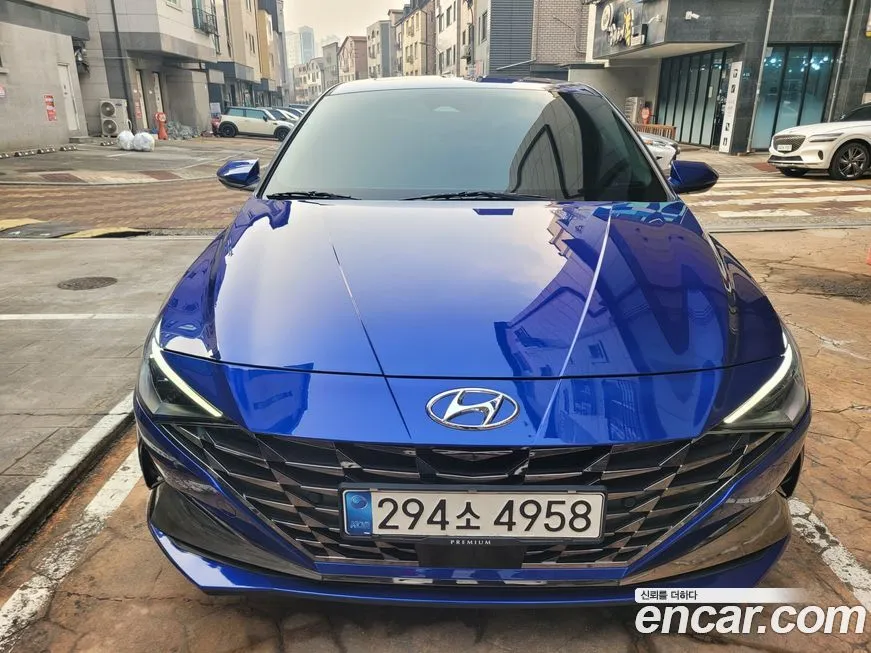 Hyundai AVANTE — фото 1