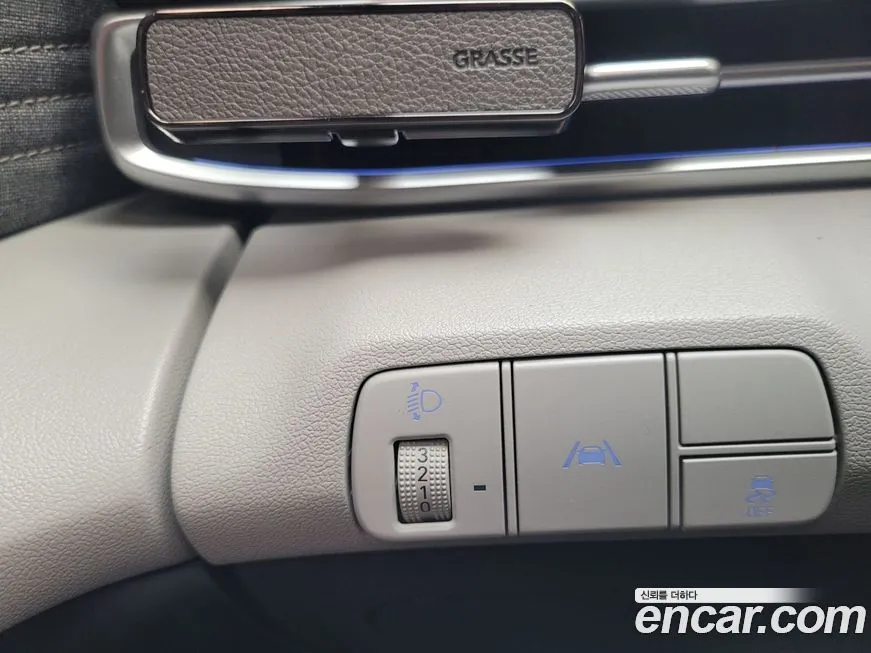 Hyundai AVANTE — фото 10