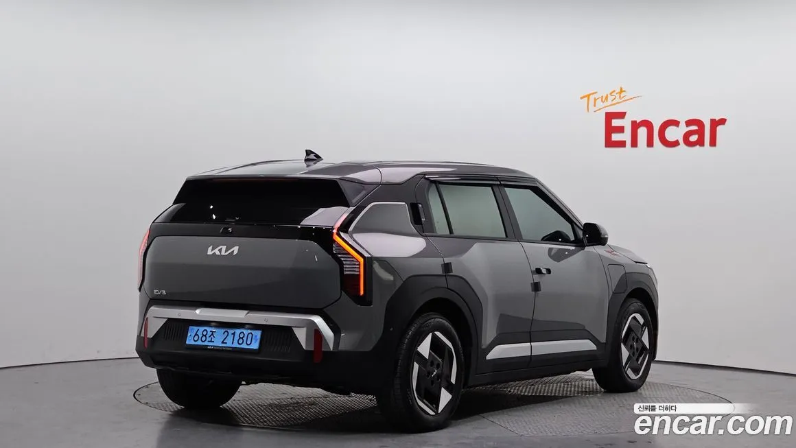 Kia EV3 2025 из KR, фото 2
