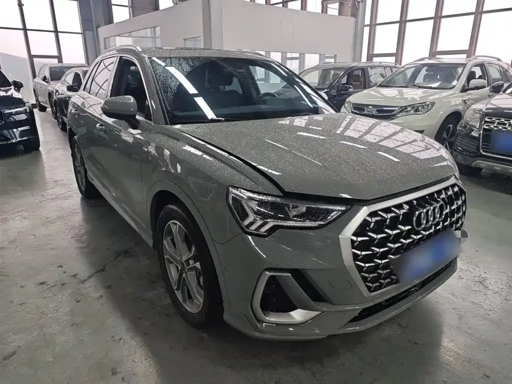 Audi Q3 2023 из CN, фото 9