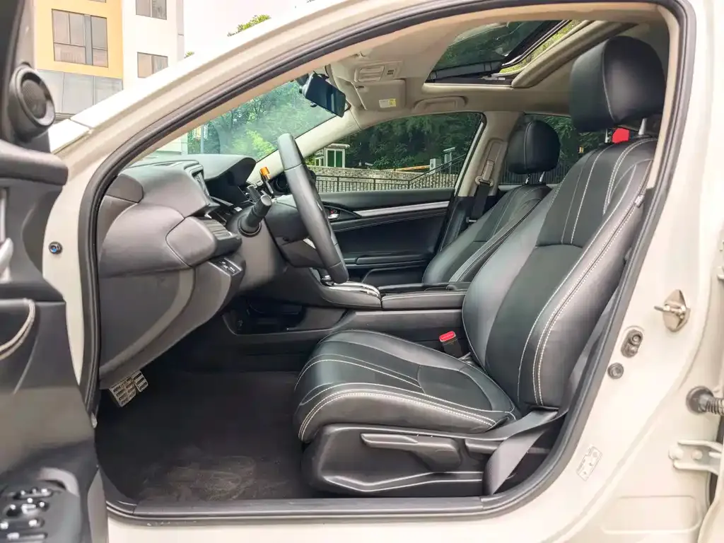 Honda Civic — фото 6