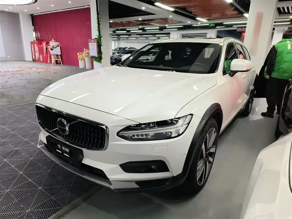 Volvo V90 2022 из CN, фото 10