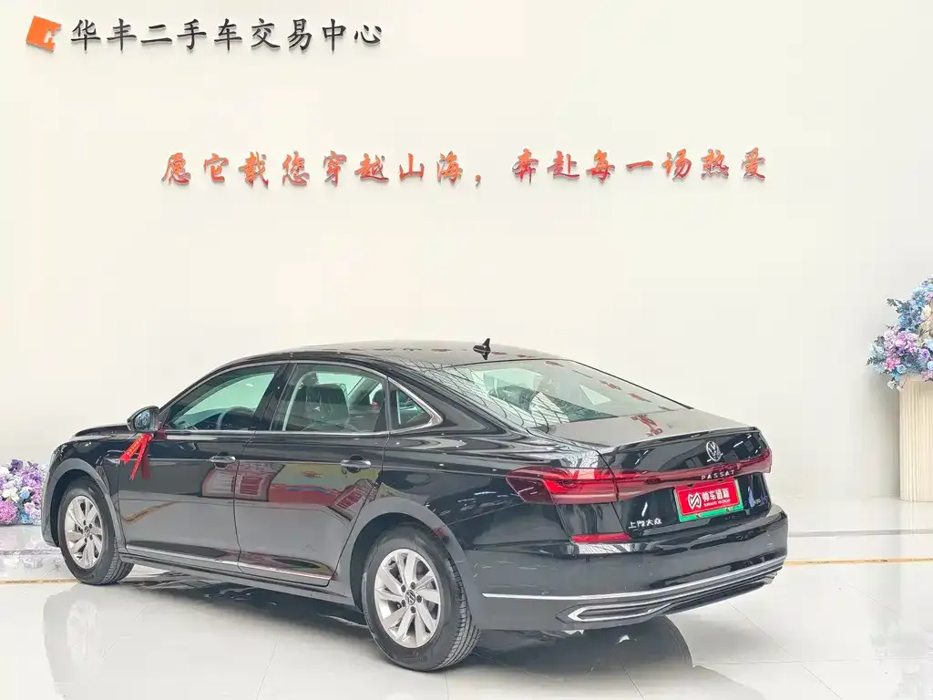 Volkswagen Passat New Energy — фото 3