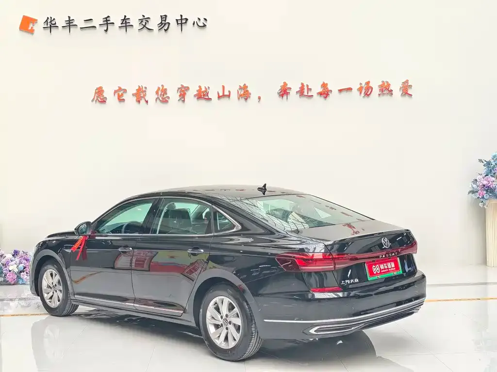 Volkswagen Passat New Energy — фото 5