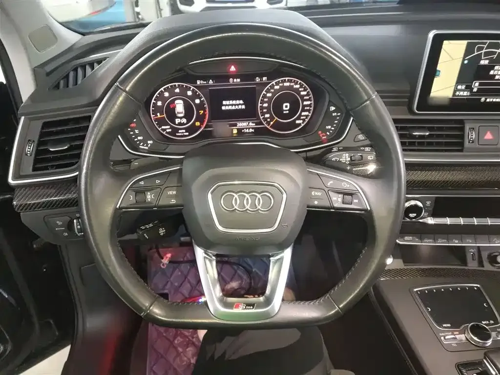 Audi Q5L 2021 из CN, фото 6