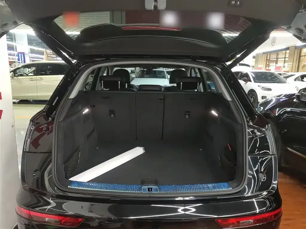 Audi Q5L 2021 из CN, фото 9
