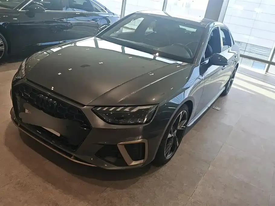 Audi A4L 2024 из CN, фото 1