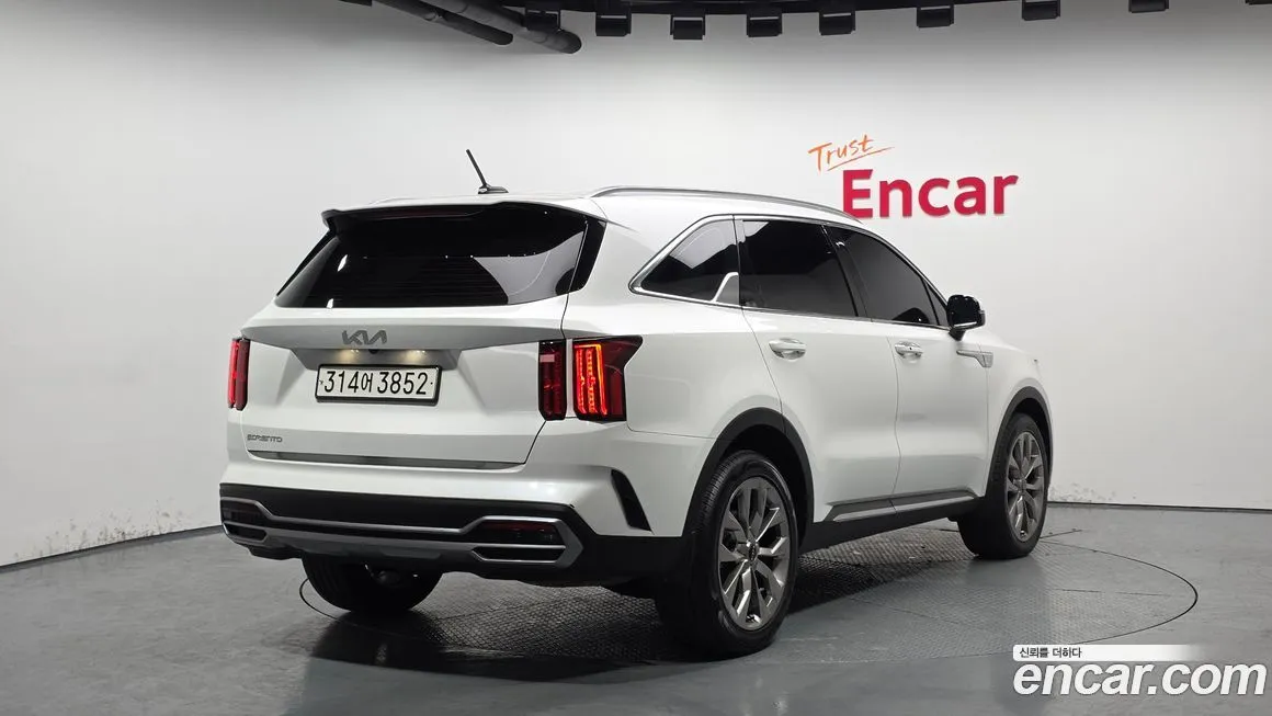 Kia Sorento — фото 5
