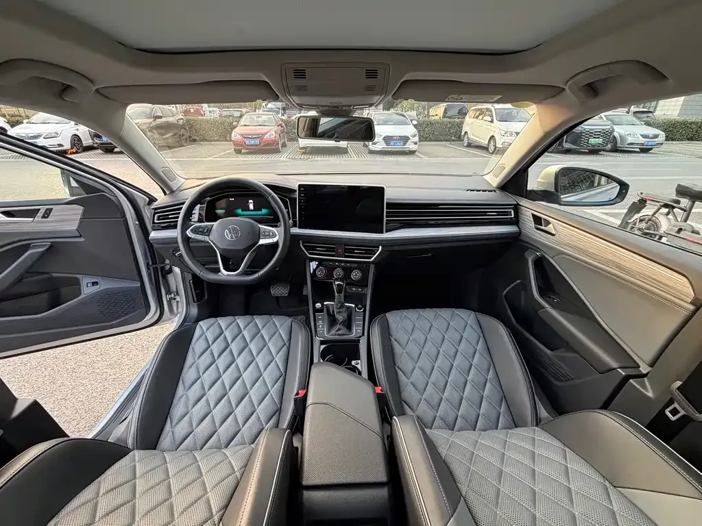 Volkswagen Sagitar 2024 из CN, фото 9