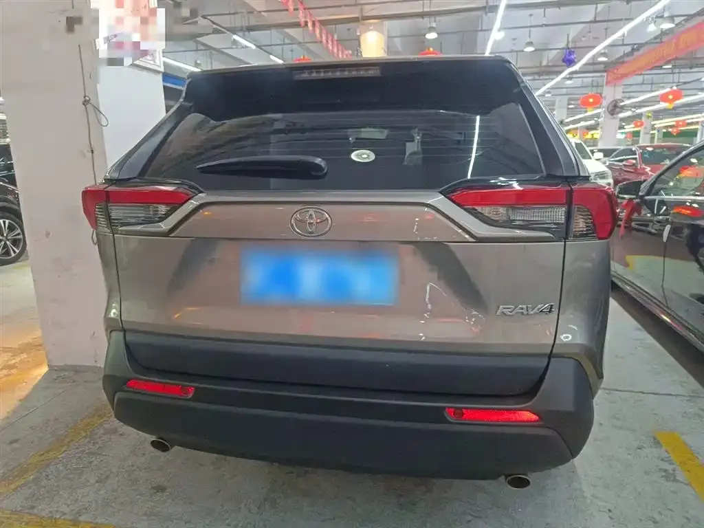 Toyota RAV4 2022 из CN, фото 6