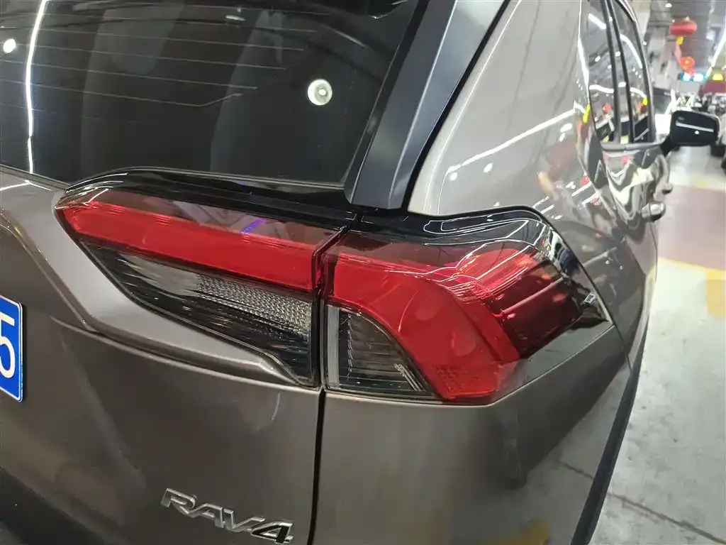 Toyota RAV4 2022 из CN, фото 8