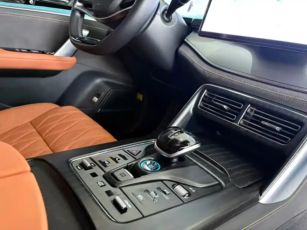 BYD Tang New Energy 2024 из CN, фото 4