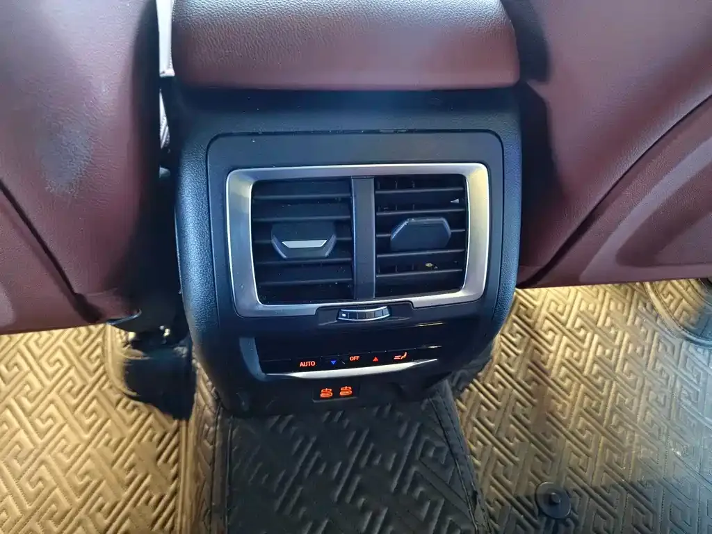BMW X3 — фото 2